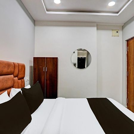 Super Hotel O Lavish Tranquil Хайдарабад Экстерьер фото